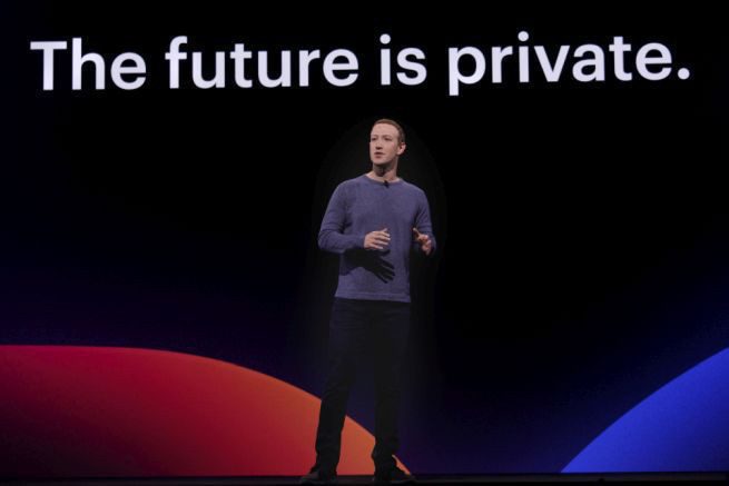 Zuckerberg anunciou uma versão mais simples do Facebook. Mensageiro "Light", Instagram com opção de compra (vídeo)