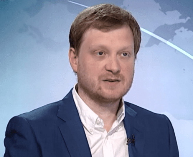 O chefe dos serviços econômicos da Wirtualna Polska determinou que a OKO.press havia designado erroneamente o assessor do ministro para administrar a empresa